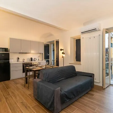 Porta Susa Comfy - W/ Balcony Turin