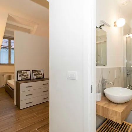 Porta Susa Comfy - W/ Balcony Apartment *
