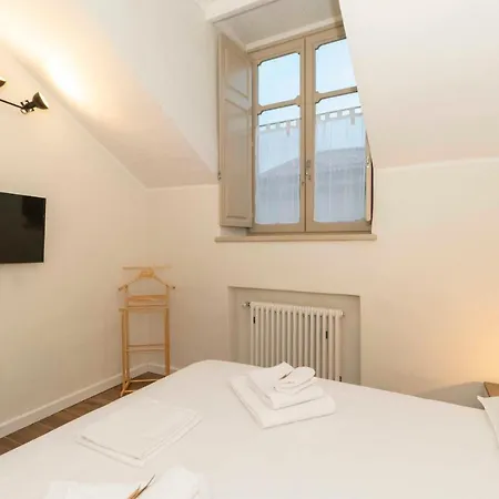 Porta Susa Comfy - W/ Balcony Apartment Turin