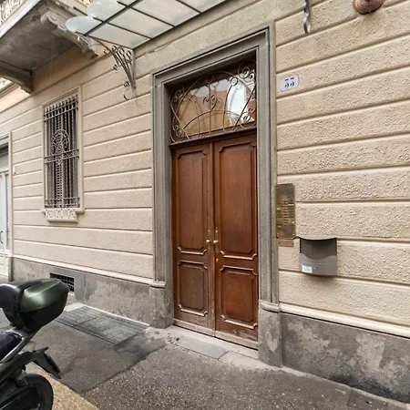 Apartment Porta Susa Comfy - W/ Balcony